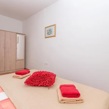 Karmen Appartamento Makarska