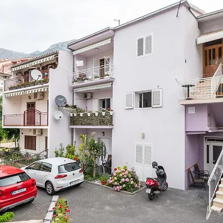 Karmen Appartamento Makarska